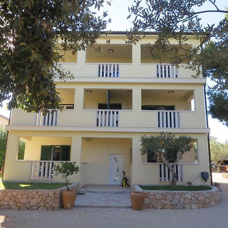 Apartmani Mara Pakoštane Extérieur photo
