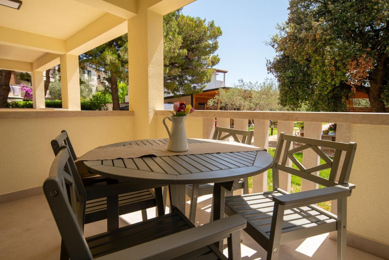 Apartmani Mara Pakoštane Extérieur photo