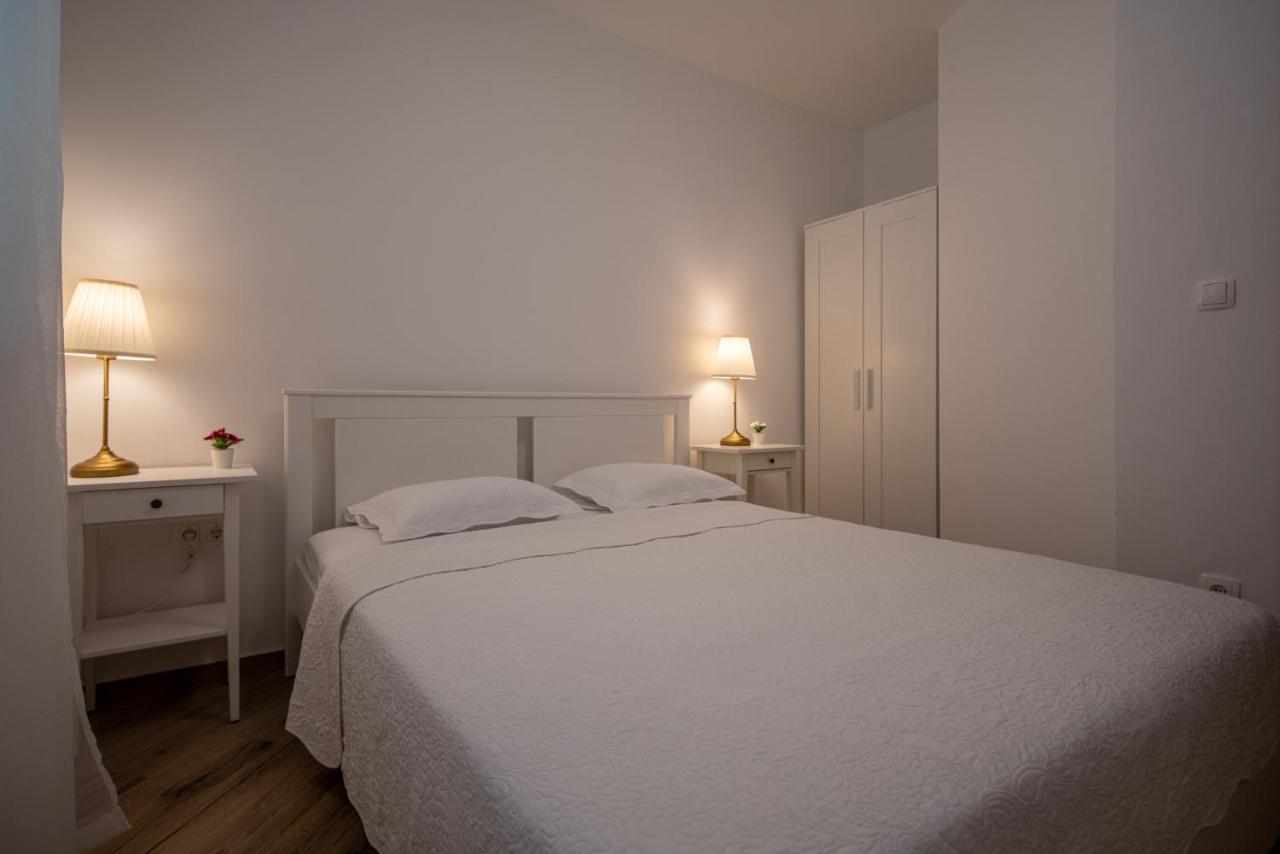 Apartmani Mara Pakoštane Extérieur photo